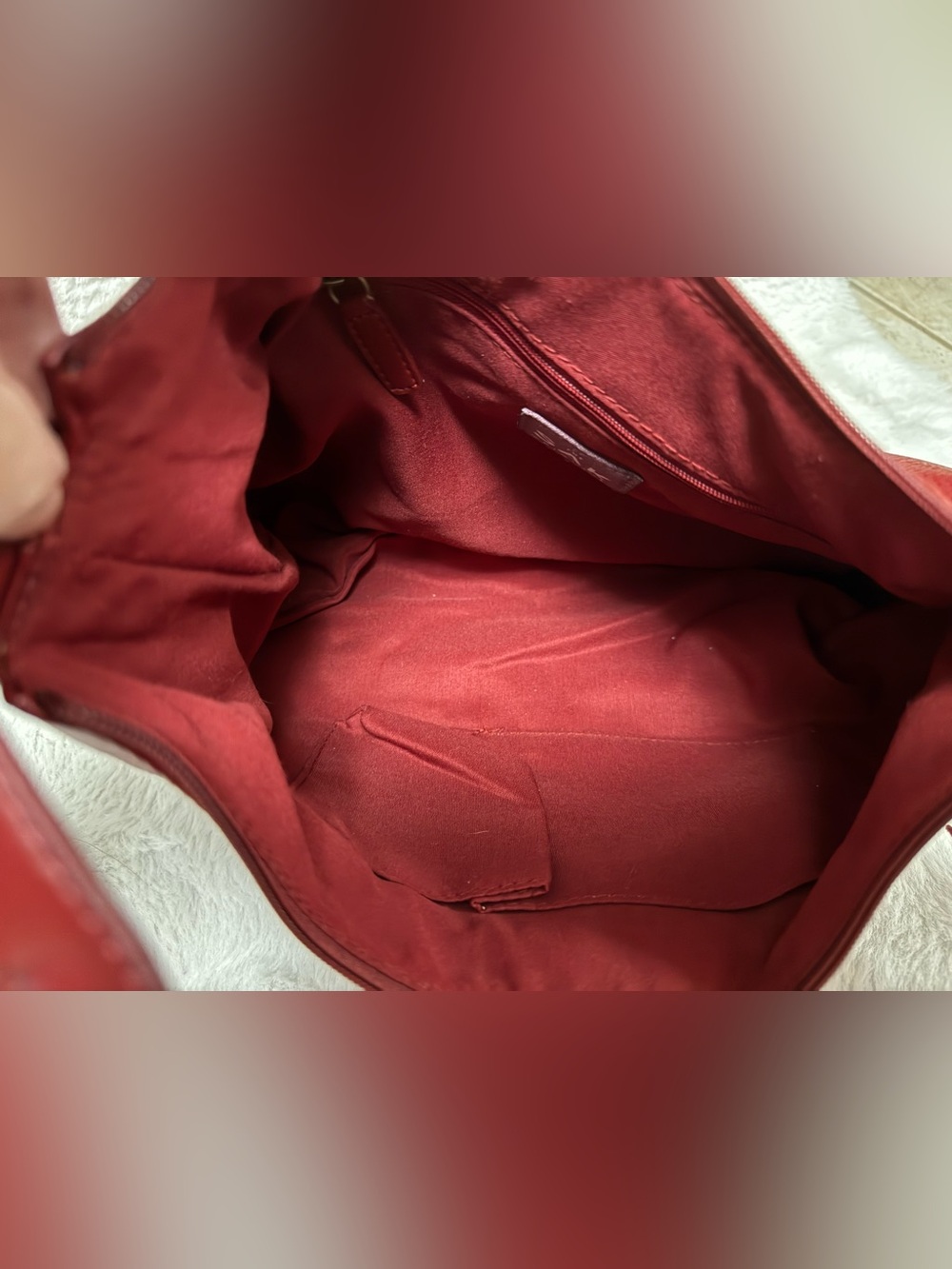 The Sak Red Vintage Leather Hobo Bag - Picture 13 of 15